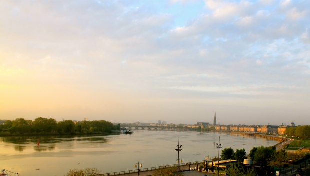 Bordeaux_river.jpg